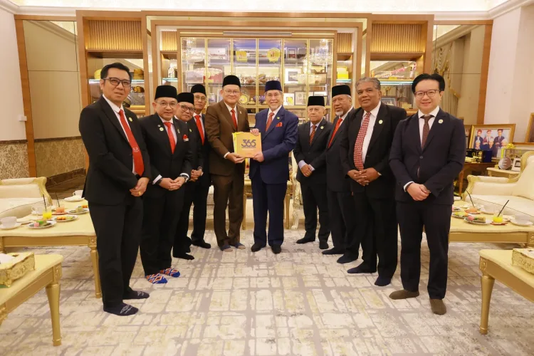 Courtesy Call on TYT Sarawak-07