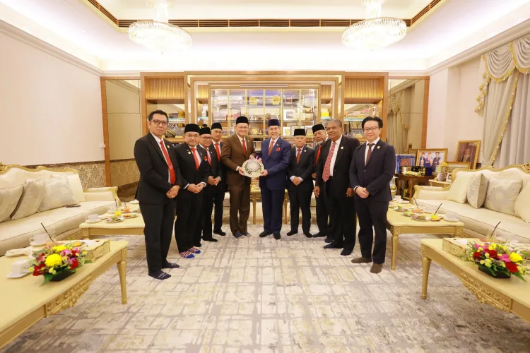 Courtesy Call on TYT Sarawak-02