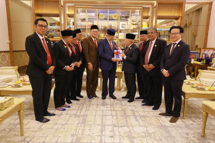 Courtesy Call on TYT Sarawak-06